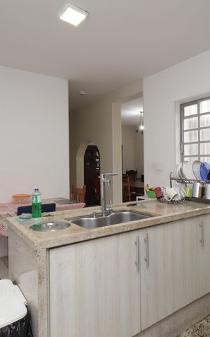 Casa à venda com 600m², 6 quartos e 6 vagasCozinha