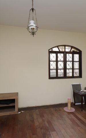 Casa à venda com 600m², 6 quartos e 6 vagasSala