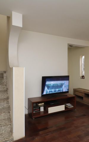 Casa à venda com 600m², 6 quartos e 6 vagasSala