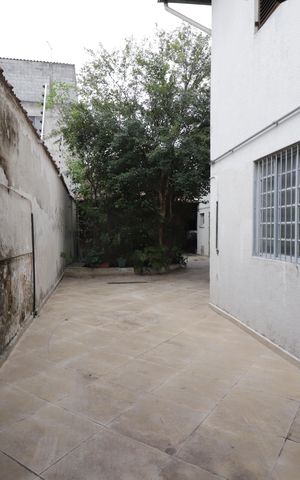 Casa à venda com 600m², 6 quartos e 6 vagasGaragem