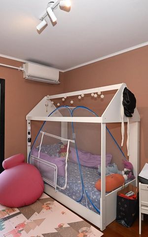 Apartamento à venda com 271m², 5 quartos e 4 vagasQuarto 2