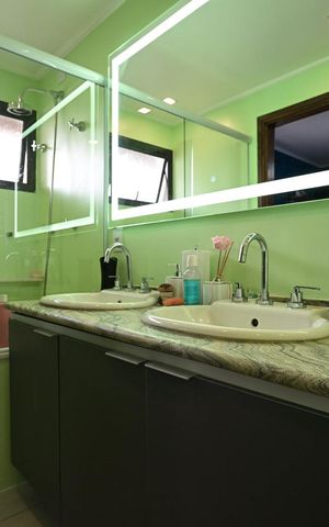 Apartamento à venda com 271m², 5 quartos e 4 vagasBanheiro Suíte 2