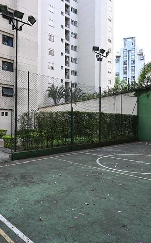 Apartamento à venda com 271m², 5 quartos e 4 vagasQuadra