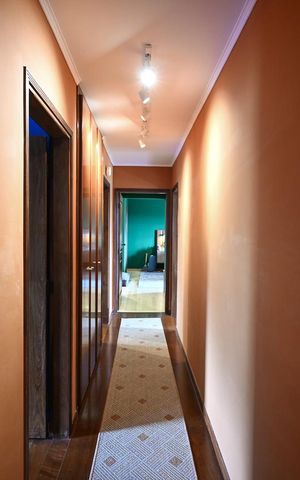 Apartamento à venda com 271m², 5 quartos e 4 vagasCorredor