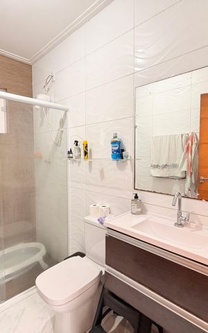 Casa à venda com 169m², 3 quartos e 6 vagasBanheiro Social