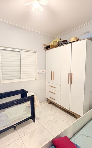 Casa à venda com 169m², 3 quartos e 6 vagasQuarto 2