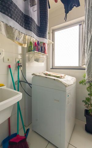 Apartamento à venda com 80m², 2 quartos e 1 vagaÁrea de Serviço