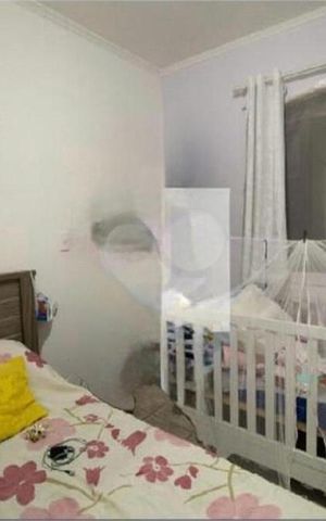 Casa de condomínio à venda com 33m², 2 quartos e sem vaga