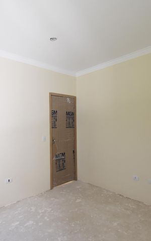 Casa à venda com 110m², 3 quartos e 2 vagasQuarto 3