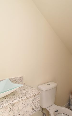 Casa à venda com 110m², 3 quartos e 2 vagasLavabo