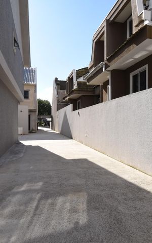 Casa à venda com 110m², 3 quartos e 2 vagasÁrea externa