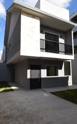 Casa à venda com 110m², 3 quartos e 2 vagasÁrea externa