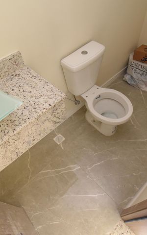 Casa à venda com 110m², 3 quartos e 2 vagasLavabo
