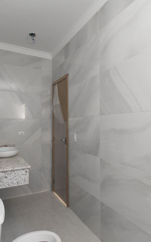 Casa à venda com 110m², 3 quartos e 2 vagasBanheiro da Suíte
