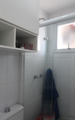 Casa de condomínio para alugar com 160m², 3 quartos e 2 vagasBanheiro de Serviço
