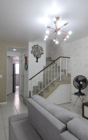 Casa de condomínio para alugar com 160m², 3 quartos e 2 vagasSala 1
