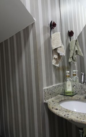 Casa de condomínio para alugar com 160m², 3 quartos e 2 vagasLavabo