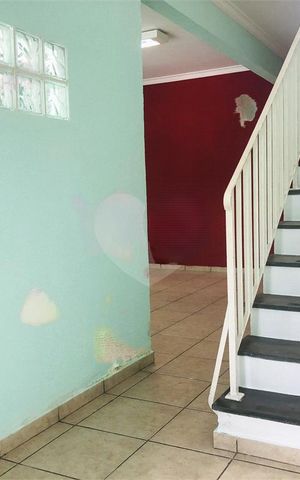 Casa à venda com 100m², 4 quartos e 1 vaga