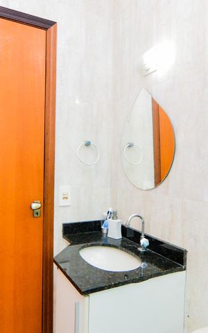 Apartamento à venda com 139m², 3 quartos e 4 vagasBanheiro do Quarto 3