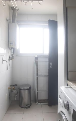 Apartamento à venda com 154m², 3 quartos e 2 vagas Apartamento à venda com 154m², 3 quartos e 2 vagasÁrea de Serviço
