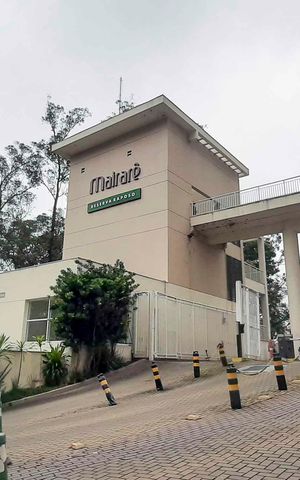 Apartamento à venda com 171m², 3 quartos e 3 vagas Apartamento à venda com 171m², 3 quartos e 3 vagasFachada e portaria