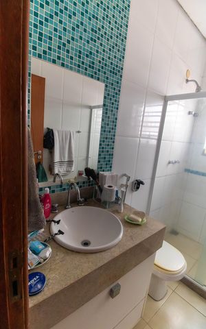 Casa à venda com 70m², 2 quartos e 1 vaga Casa à venda com 70m², 2 quartos e 1 vagaBanheiro Social