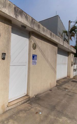 Casa à venda com 70m², 2 quartos e 1 vaga Casa à venda com 70m², 2 quartos e 1 vagaPlaquinha