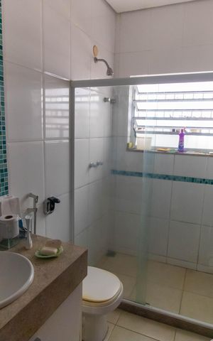 Casa à venda com 70m², 2 quartos e 1 vaga Casa à venda com 70m², 2 quartos e 1 vagaBanheiro Social