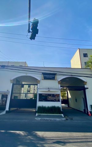 Apartamento à venda com 52m², 2 quartos e 1 vaga Apartamento à venda com 52m², 2 quartos e 1 vagaFachada do Prédio