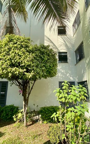 Apartamento à venda com 52m², 2 quartos e 1 vaga Apartamento à venda com 52m², 2 quartos e 1 vagaFachada do bloco