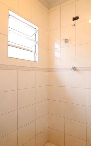 Casa à venda com 173m², 3 quartos e 3 vagasBanheiro Quarto 1 suíte