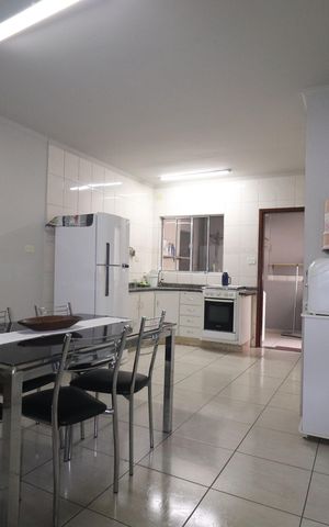 Casa à venda com 173m², 3 quartos e 3 vagasCozinha