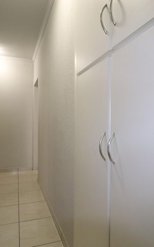 Casa à venda com 173m², 3 quartos e 3 vagasCorredor Quarto 1 suíte