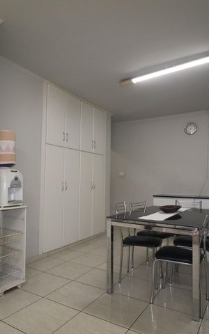 Casa à venda com 173m², 3 quartos e 3 vagasCozinha