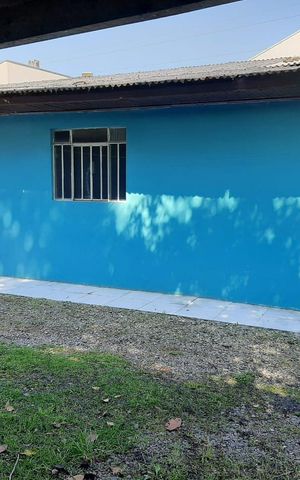 Casa à venda com 560m², 3 quartos e 2 vagas Casa à venda com 560m², 3 quartos e 2 vagasÁrea externa