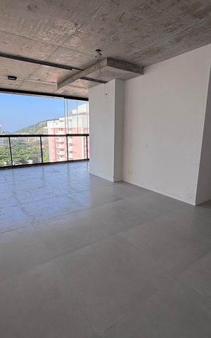 Apartamento à venda com 104m², 3 quartos e 1 vaga Apartamento à venda com 104m², 3 quartos e 1 vagaSala