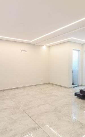 Casa para alugar com 193m², 3 quartos e 2 vagas Casa para alugar com 193m², 3 quartos e 2 vagasSala
