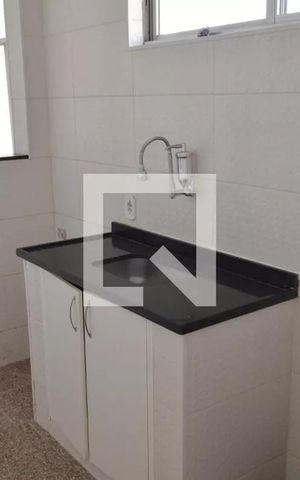 Apartamento à venda com 65m², 2 quartos e 1 vaga