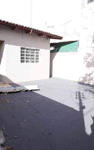 Casa à venda com 100m², 3 quartos e 3 vagas