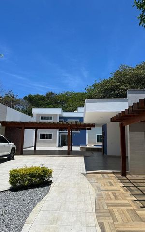 Casa para alugar com 525m², 3 quartos e 8 vagas