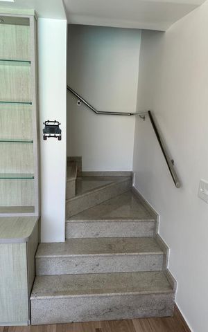 Casa para alugar com 525m², 3 quartos e 8 vagas