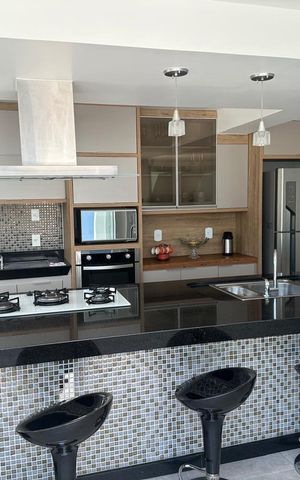Casa para alugar com 525m², 3 quartos e 8 vagas