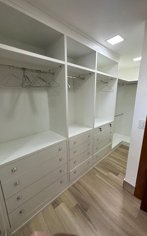 Casa para alugar com 525m², 3 quartos e 8 vagas