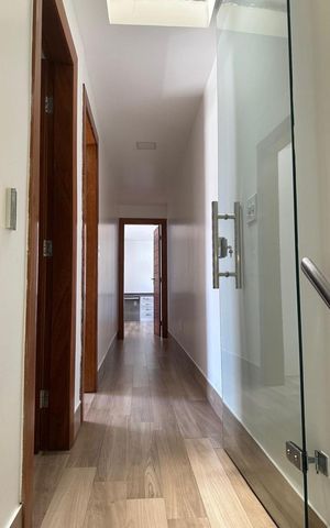 Casa para alugar com 525m², 3 quartos e 8 vagas
