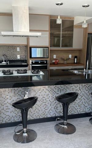 Casa para alugar com 525m², 3 quartos e 8 vagas