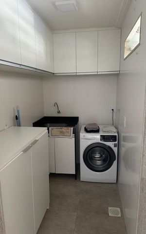 Casa para alugar com 525m², 3 quartos e 8 vagas