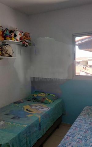 Casa à venda com 70m², 2 quartos e 2 vagas