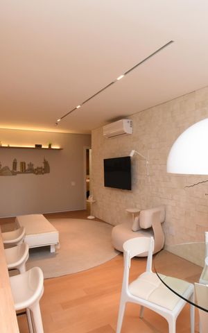 Apartamento à venda com 120m², 2 quartos e 2 vagasSala