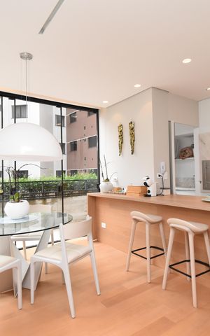Apartamento à venda com 120m², 2 quartos e 2 vagasCozinha