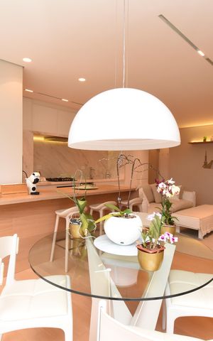 Apartamento à venda com 120m², 2 quartos e 2 vagasSala
